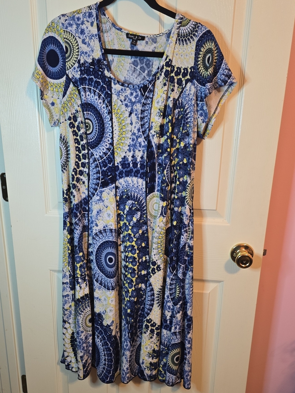 Sami & Jo Navy and Yellow Printed Short Sleeve Dress